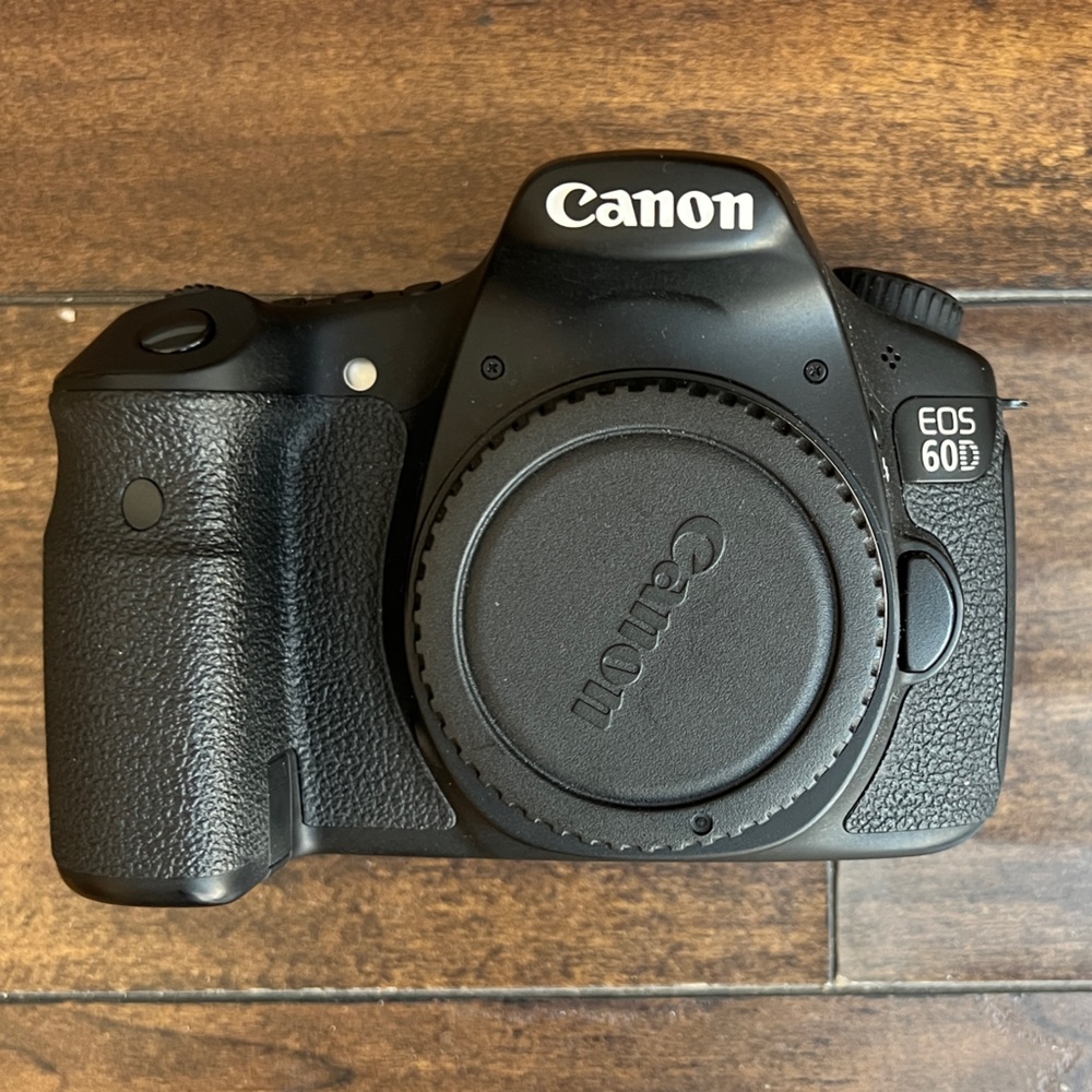 Canon 60D (body only, no lenses)